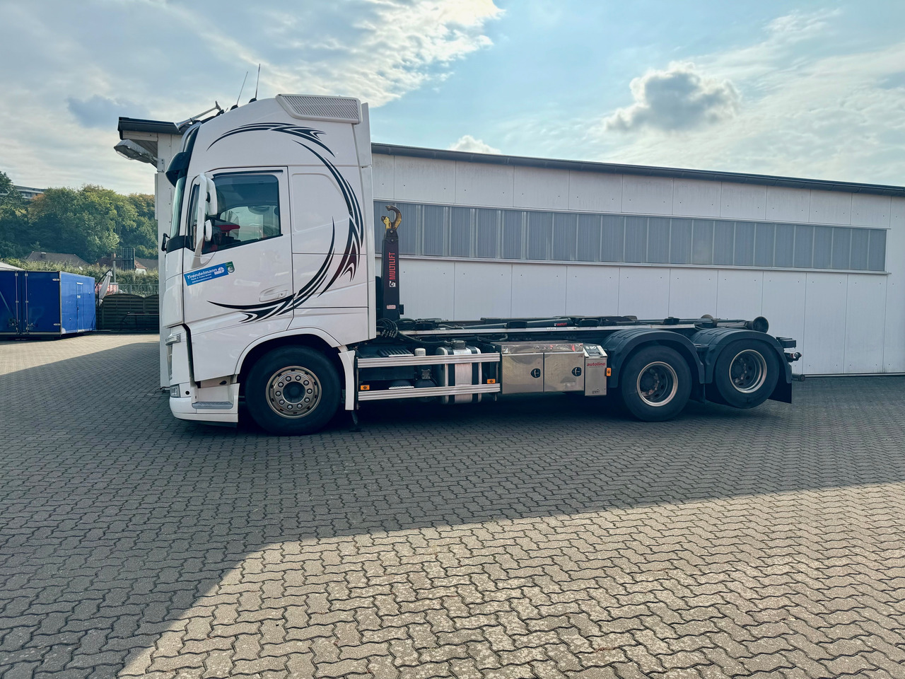 VOLVO Fh-13-540 6x4R - Kancalı yükleyici kamyon: fotoğraf 3 VOLVO Fh-13-540 6x4R - Kancalı yükleyici kamyon: fotoğraf 3