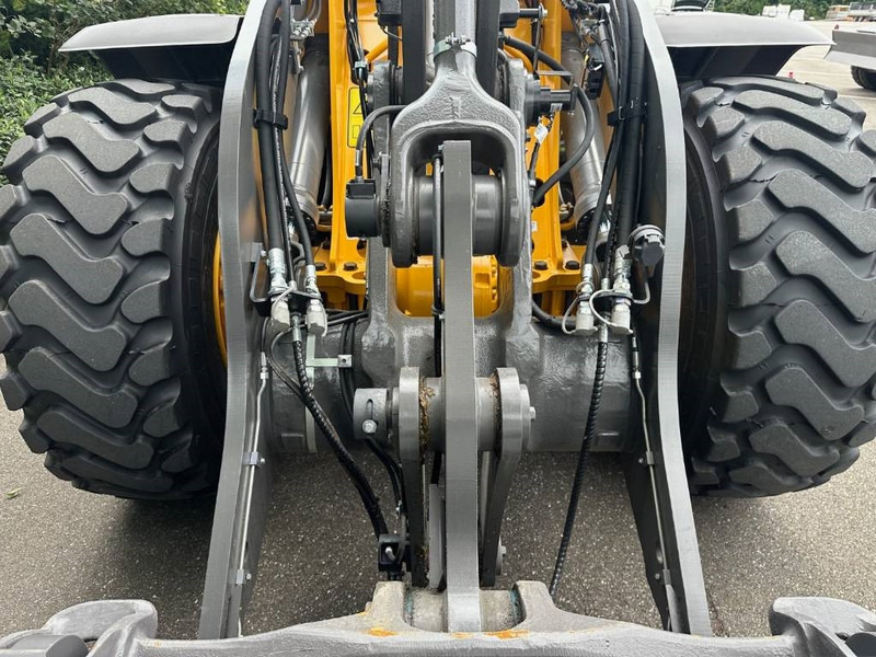 Tekerlekli yükleyici Volvo L 90 H: fotoğraf 11 Tekerlekli yükleyici Volvo L 90 H: fotoğraf 11