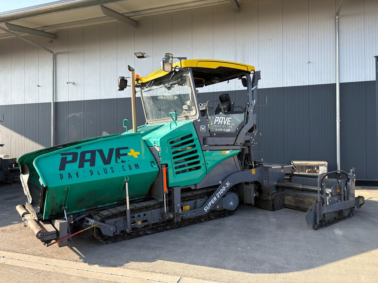 VÖGELE SUPER 2100-3i - Asfalt serici: fotoğraf 1 VÖGELE SUPER 2100-3i - Asfalt serici: fotoğraf 1