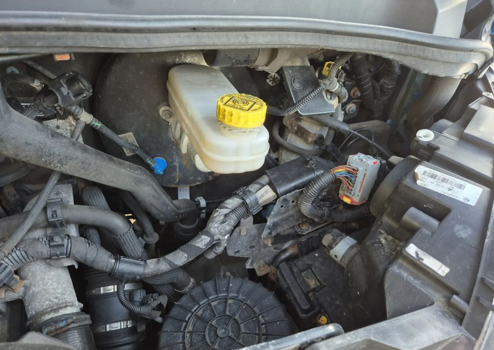 Çift kabin kamyonet Fiat DUCATO 2.3 150KM Brygadówka: fotoğraf 23 Çift kabin kamyonet Fiat DUCATO 2.3 150KM Brygadówka: fotoğraf 23