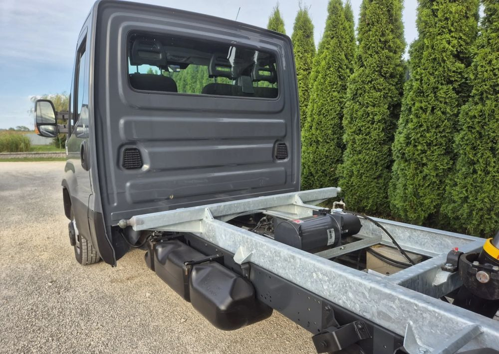 Iveco 35C15 3.0 150KM - Damperli kamyonet: fotoğraf 4 Iveco 35C15 3.0 150KM - Damperli kamyonet: fotoğraf 4