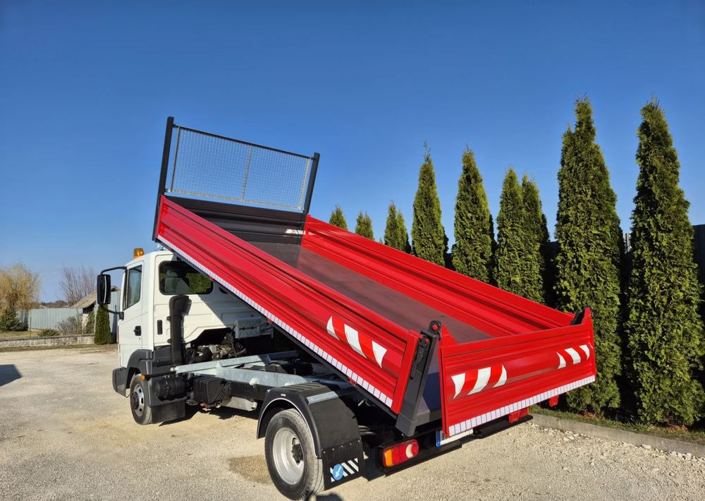 Nissan Atleon 56.13 3.0 130KM - Damperli kamyonet: fotoğraf 3 Nissan Atleon 56.13 3.0 130KM - Damperli kamyonet: fotoğraf 3