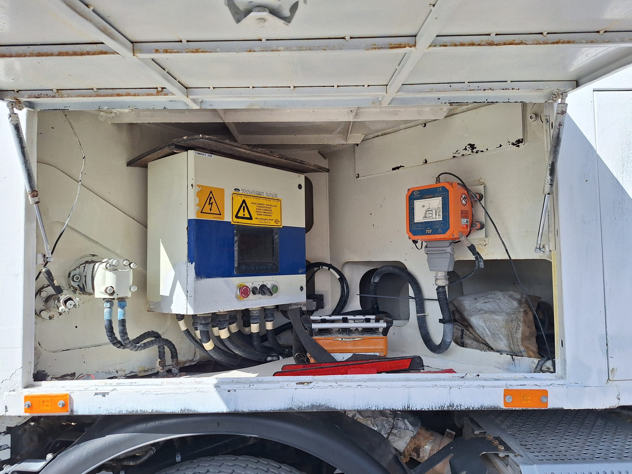 MERCEDES-BENZ AXOR 4140 ZOOMLION 43X-5RZ finansal kiralama MERCEDES-BENZ AXOR 4140 ZOOMLION 43X-5RZ: fotoğraf 9 MERCEDES-BENZ AXOR 4140 ZOOMLION 43X-5RZ finansal kiralama MERCEDES-BENZ AXOR 4140 ZOOMLION 43X-5RZ: fotoğraf 9