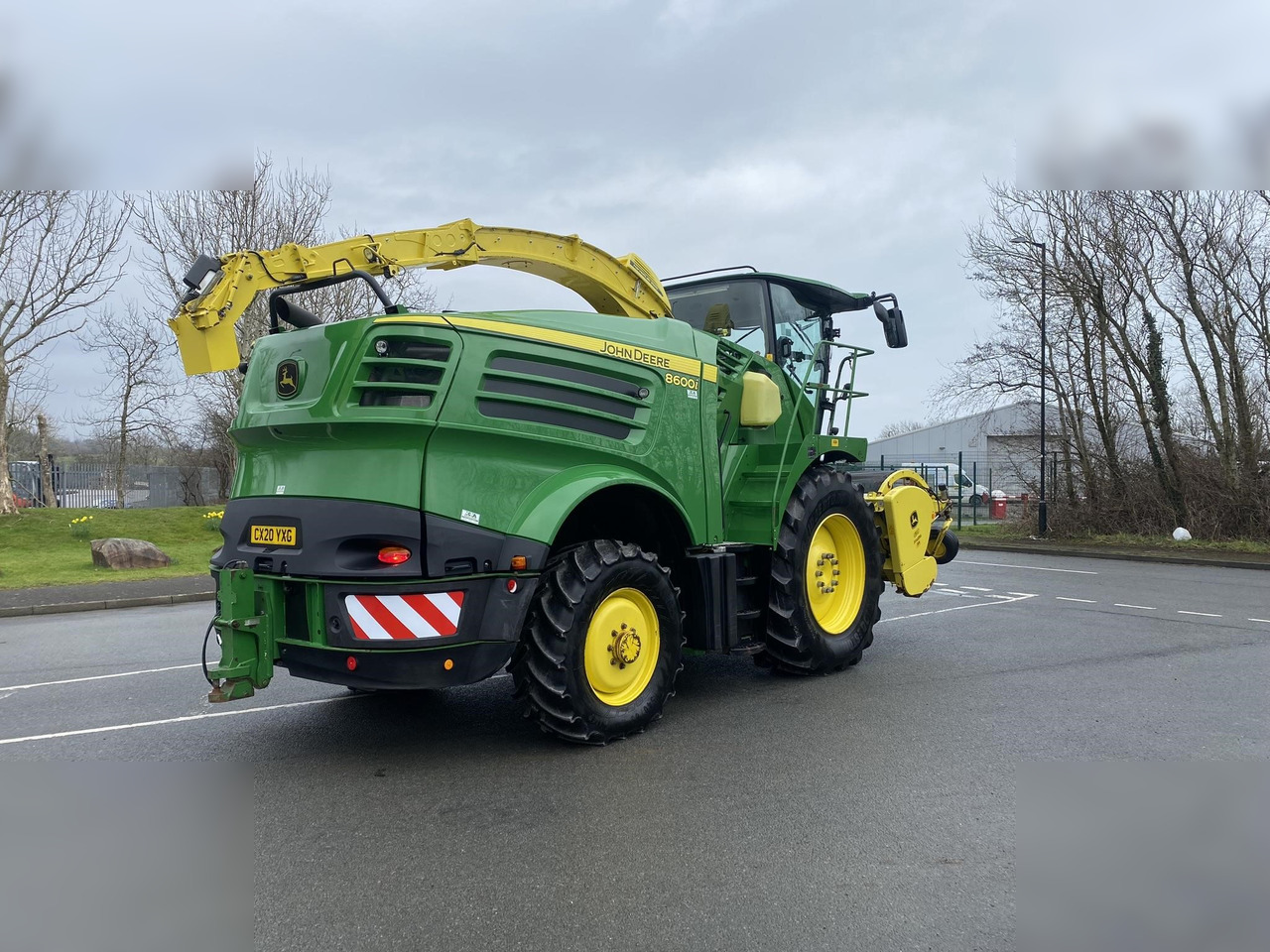 2020 JOHN DEERE 8600 - Silaj makinesi: fotoğraf 5 2020 JOHN DEERE 8600 - Silaj makinesi: fotoğraf 5