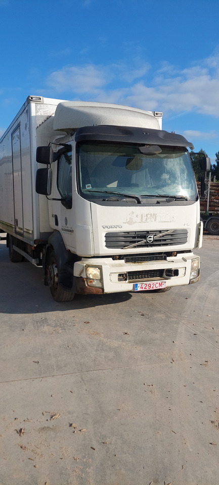 VOLVO FL240 - Kapalı kasa kamyon: fotoğraf 2 VOLVO FL240 - Kapalı kasa kamyon: fotoğraf 2