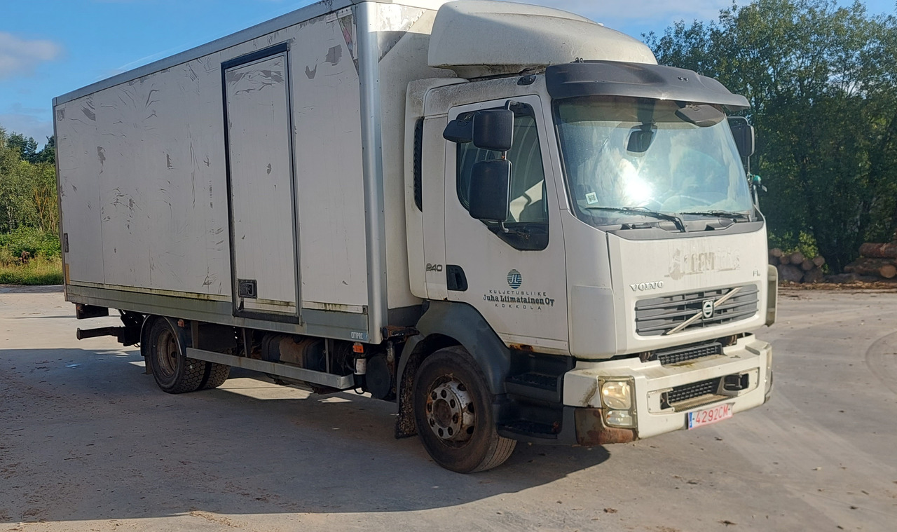 VOLVO FL240 - Kapalı kasa kamyon: fotoğraf 5 VOLVO FL240 - Kapalı kasa kamyon: fotoğraf 5