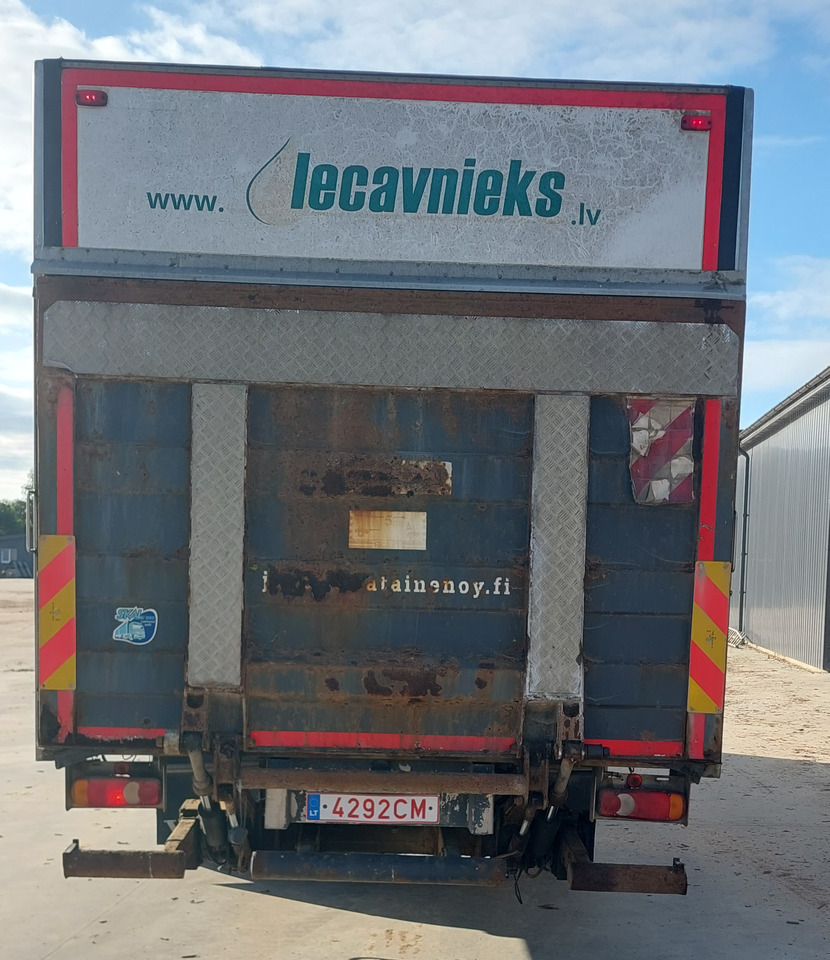 VOLVO FL240 - Kapalı kasa kamyon: fotoğraf 3 VOLVO FL240 - Kapalı kasa kamyon: fotoğraf 3