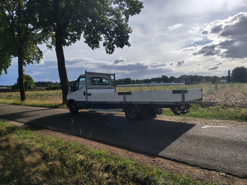 Iveco Daily 35C180 - Açık kasa kamyonet: fotoğraf 3 Iveco Daily 35C180 - Açık kasa kamyonet: fotoğraf 3