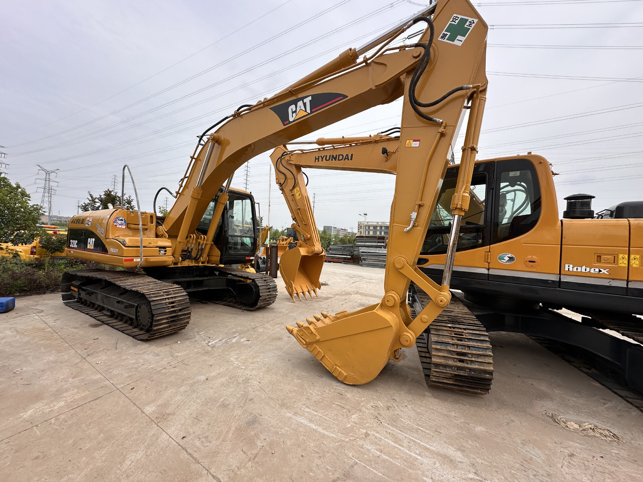 CATERPILLAR 320CL used excavator good condition for sale - Paletli ekskavatör: fotoğraf 2 CATERPILLAR 320CL used excavator good condition for sale - Paletli ekskavatör: fotoğraf 2
