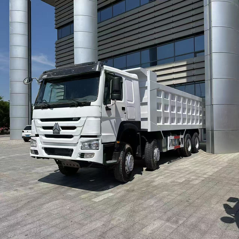 SINOTRUK howo 371 8x4 dump truck - Damperli kamyon: fotoğraf 1 SINOTRUK howo 371 8x4 dump truck - Damperli kamyon: fotoğraf 1