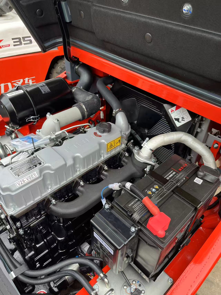 Heli brand new 2.5T diesel forklift famous China brand (Clamp available) - Dizel forklift: fotoğraf 5 Heli brand new 2.5T diesel forklift famous China brand (Clamp available) - Dizel forklift: fotoğraf 5