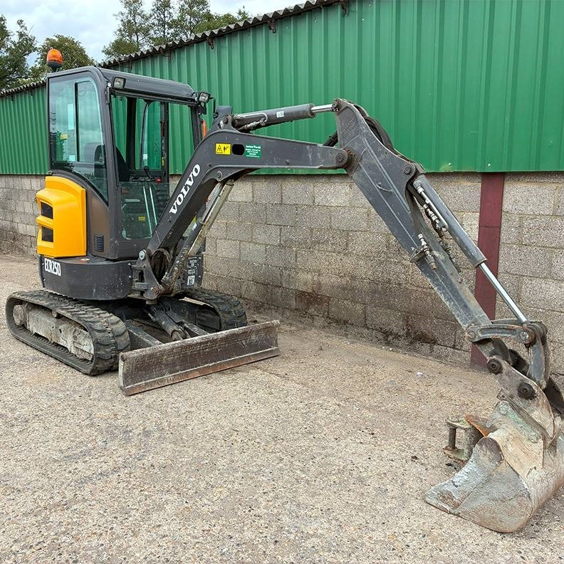 Volvo ECR25D - Mini ekskavatör: fotoğraf 3 Volvo ECR25D - Mini ekskavatör: fotoğraf 3