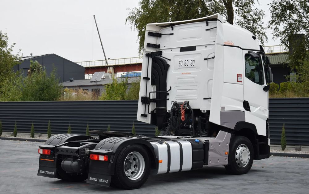 Renault T520 COMFORT / KLIMATYZACJA POSTOJOWA / ACC / LEDY / XENON / 2 ZBIORNIKI / NISKI PRZEBIEG / SERWISOWANY / SPROWADZONY - Çekici: fotoğraf 5 Renault T520 COMFORT / KLIMATYZACJA POSTOJOWA / ACC / LEDY / XENON / 2 ZBIORNIKI / NISKI PRZEBIEG / SERWISOWANY / SPROWADZONY - Çekici: fotoğraf 5