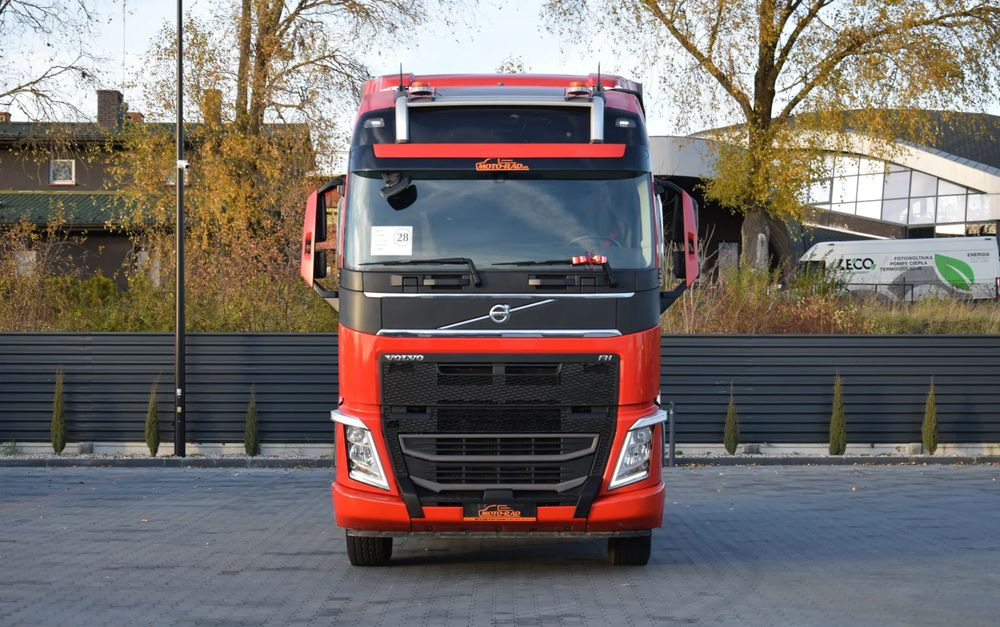 Volvo FH500 / HYDRAULIKA / EURO 6 / ACC / LEDY / ALUFELGI / SERWISOWANY / SPROWADZONY - Çekici: fotoğraf 2 Volvo FH500 / HYDRAULIKA / EURO 6 / ACC / LEDY / ALUFELGI / SERWISOWANY / SPROWADZONY - Çekici: fotoğraf 2