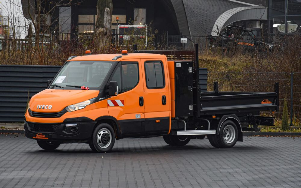Iveco DAILY 35C16 / 2.3 - 160 KM / BRYGADÓWKA / 6 OSOBOWY / DOSTAWCZE / SKRZYNIA / KLIMA / NAWIGACJA / KAMERA COFANIA / TEMPOMAT / SERWISOWANY / SPROWADZONY - Çift kabin kamyonet: fotoğraf 1 Iveco DAILY 35C16 / 2.3 - 160 KM / BRYGADÓWKA / 6 OSOBOWY / DOSTAWCZE / SKRZYNIA / KLIMA / NAWIGACJA / KAMERA COFANIA / TEMPOMAT / SERWISOWANY / SPROWADZONY - Çift kabin kamyonet: fotoğraf 1