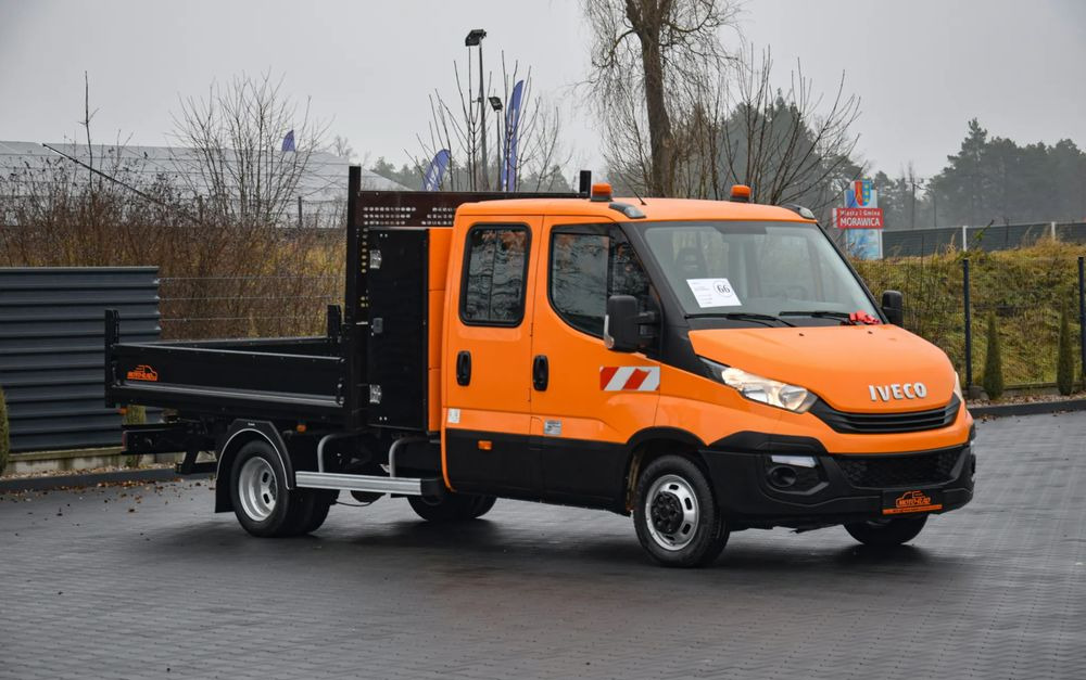 Iveco DAILY 35C16 / 2.3 - 160 KM / BRYGADÓWKA / 6 OSOBOWY / DOSTAWCZE / SKRZYNIA / KLIMA / NAWIGACJA / KAMERA COFANIA / TEMPOMAT / SERWISOWANY / SPROWADZONY - Çift kabin kamyonet: fotoğraf 3 Iveco DAILY 35C16 / 2.3 - 160 KM / BRYGADÓWKA / 6 OSOBOWY / DOSTAWCZE / SKRZYNIA / KLIMA / NAWIGACJA / KAMERA COFANIA / TEMPOMAT / SERWISOWANY / SPROWADZONY - Çift kabin kamyonet: fotoğraf 3