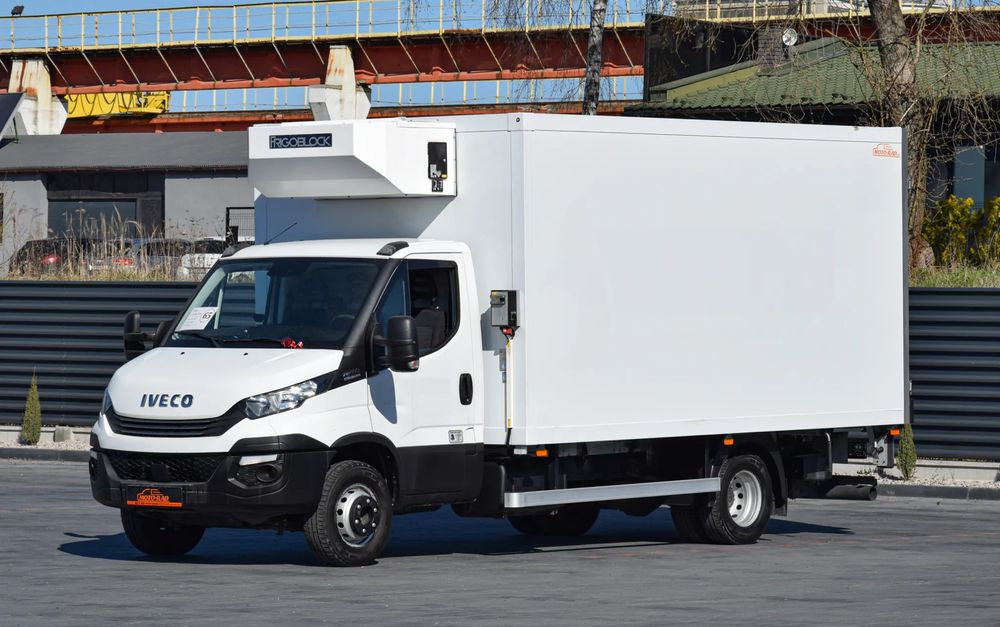 Iveco DAILY 70C18 / 3.0 - 180 KM / AUTOMAT HI-MATIC / 3 OSOBY / CHŁODNIA - MROŹNIA 4,55 M / AGREGAD FRIGOBLOCK / WINDA SORENSEN / KLIMA / TEMPOMAT / KAMERA COFANIA / REGULOWANE ZAWIESZENIE / SERWISOWA - Refrijeratör kamyon: fotoğraf 1 Iveco DAILY 70C18 / 3.0 - 180 KM / AUTOMAT HI-MATIC / 3 OSOBY / CHŁODNIA - MROŹNIA 4,55 M / AGREGAD FRIGOBLOCK / WINDA SORENSEN / KLIMA / TEMPOMAT / KAMERA COFANIA / REGULOWANE ZAWIESZENIE / SERWISOWA - Refrijeratör kamyon: fotoğraf 1
