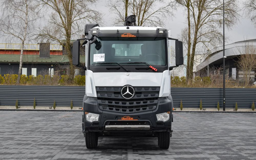 Mercedes-Benz AROCS 2636 / 6x4 / HIAB X-HIPRO 192 E-3 / WYSUW x3 / ROTATOR / STEROWANIE RADIOWE / UDT / PODPORY HYDRAULICZNE / AUTOMAT / KAMERA COFANIA / NISKI PRZEBIEG / SPROWADZONY - Sal/ Açık kasa kamyon, Vinçli kamyon: fotoğraf 2 Mercedes-Benz AROCS 2636 / 6x4 / HIAB X-HIPRO 192 E-3 / WYSUW x3 / ROTATOR / STEROWANIE RADIOWE / UDT / PODPORY HYDRAULICZNE / AUTOMAT / KAMERA COFANIA / NISKI PRZEBIEG / SPROWADZONY - Sal/ Açık kasa kamyon, Vinçli kamyon: fotoğraf 2