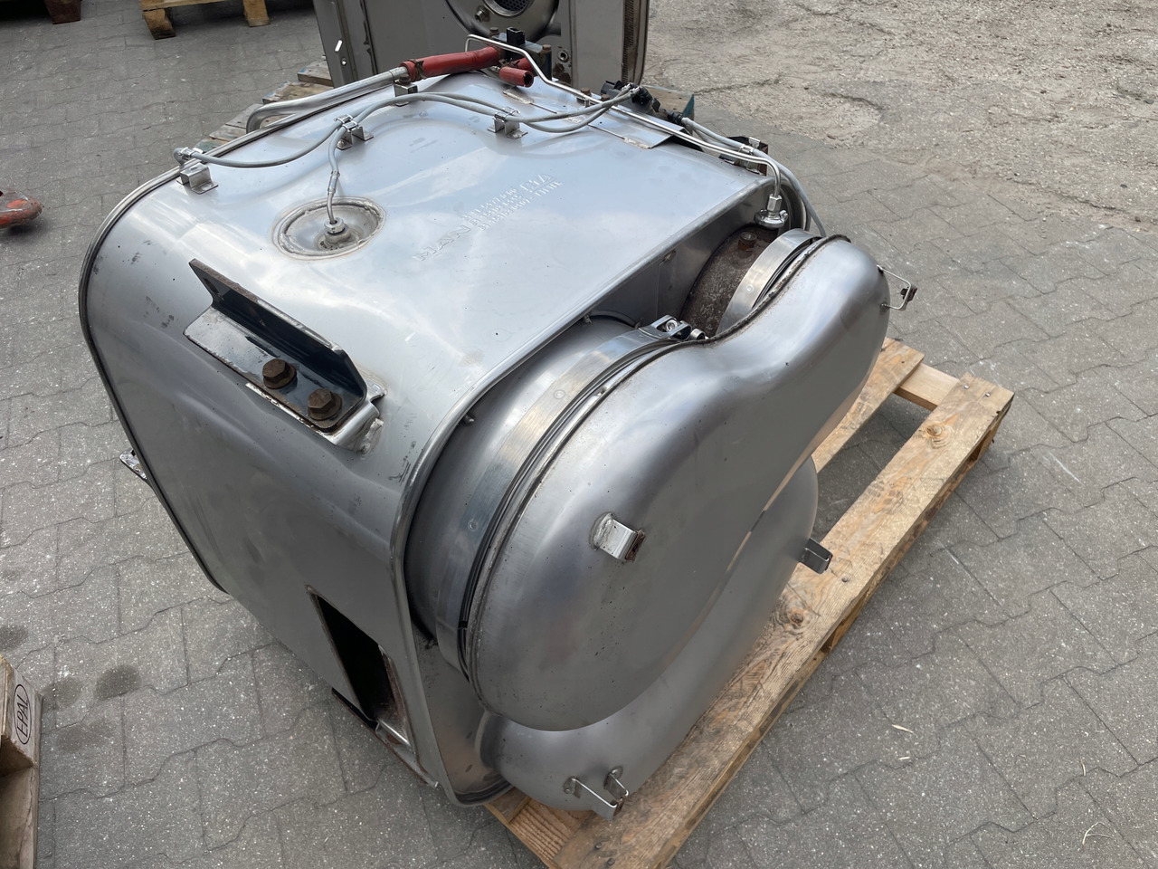 KATALIZATOR MAN TGX TGS EURO 6 DPF TŁUMIK WYDECH 81151036115 - Egzoz borusu - Kamyon: fotoğraf 3 KATALIZATOR MAN TGX TGS EURO 6 DPF TŁUMIK WYDECH 81151036115 - Egzoz borusu - Kamyon: fotoğraf 3