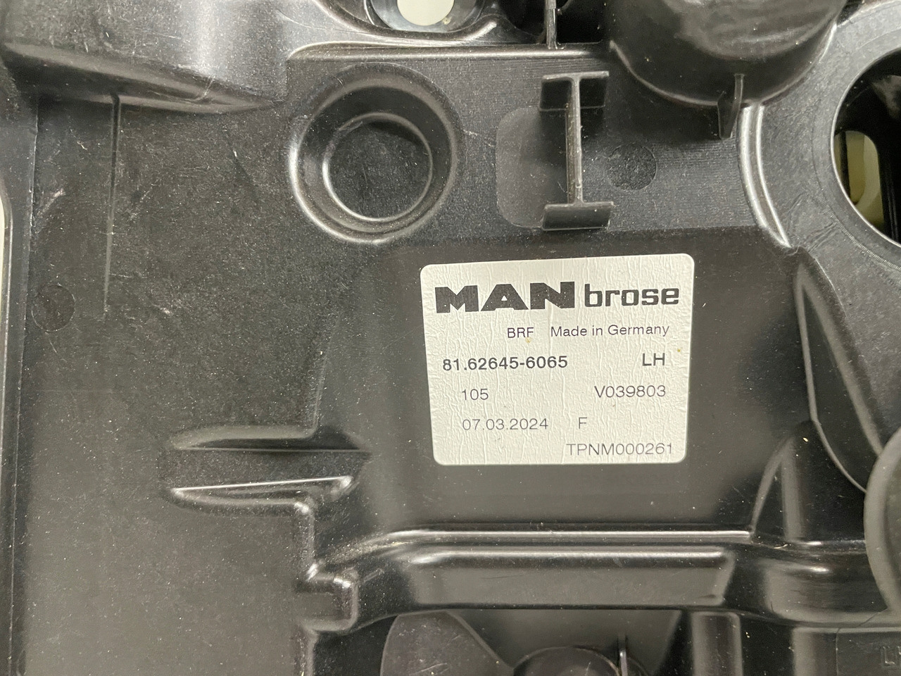 MECHANIZM PODNOSZENIA SZYB MAN TGS TGX TGL 3 TG3 81626456065 - Kapı ve yedek parça - Kamyon: fotoğraf 3 MECHANIZM PODNOSZENIA SZYB MAN TGS TGX TGL 3 TG3 81626456065 - Kapı ve yedek parça - Kamyon: fotoğraf 3