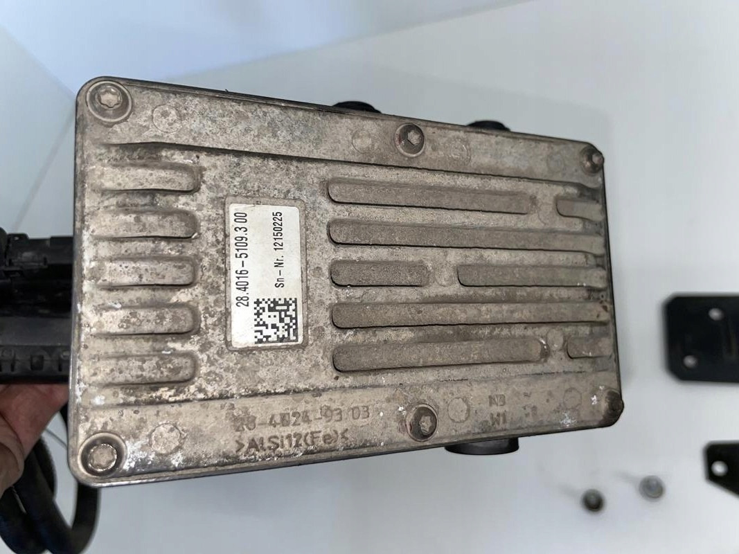 POMPA ADBLUE MERCEDES ACTROS MP4 MP 4 A0001402378 - AdBlue tankı - Kamyon: fotoğraf 3 POMPA ADBLUE MERCEDES ACTROS MP4 MP 4 A0001402378 - AdBlue tankı - Kamyon: fotoğraf 3