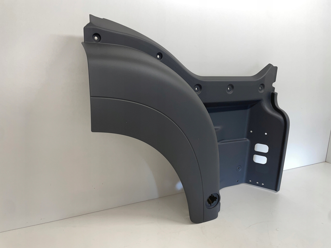 PRAWA STOPNICA MAN TGS E6 81615100870 - Izgara - Kamyon: fotoğraf 2 PRAWA STOPNICA MAN TGS E6 81615100870 - Izgara - Kamyon: fotoğraf 2