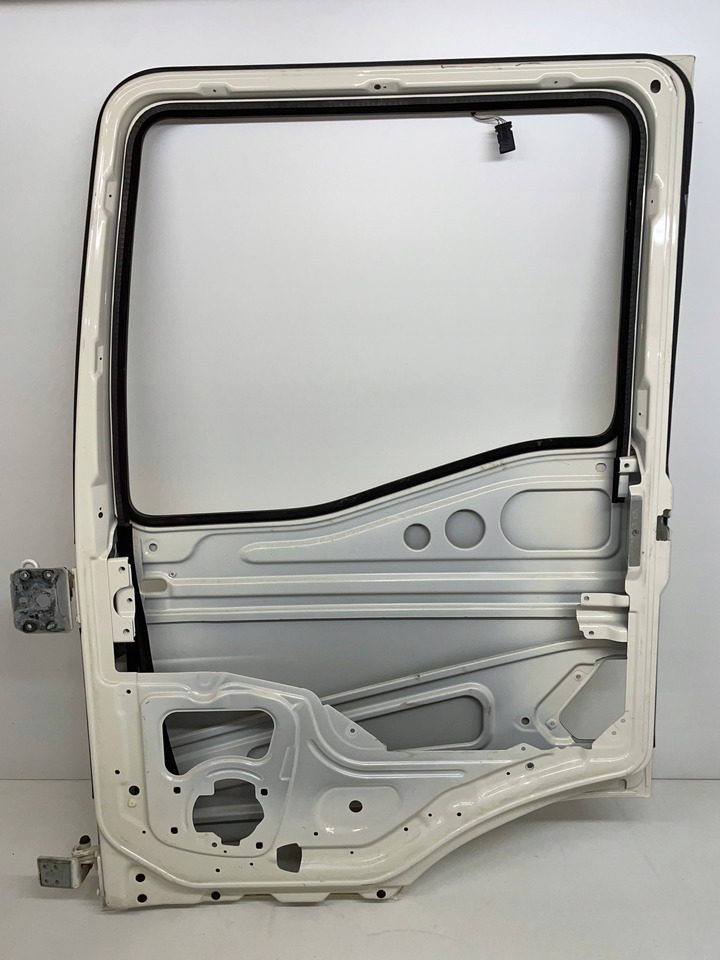 PRAWE DRZWI MAN TGS3 TGS 3 TGS-3 TGL TGM - Kapı ve yedek parça - Kamyon: fotoğraf 4 PRAWE DRZWI MAN TGS3 TGS 3 TGS-3 TGL TGM - Kapı ve yedek parça - Kamyon: fotoğraf 4