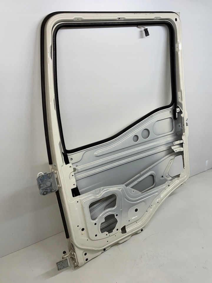 PRAWE DRZWI MAN TGS3 TGS 3 TGS-3 TGL TGM - Kapı ve yedek parça - Kamyon: fotoğraf 5 PRAWE DRZWI MAN TGS3 TGS 3 TGS-3 TGL TGM - Kapı ve yedek parça - Kamyon: fotoğraf 5