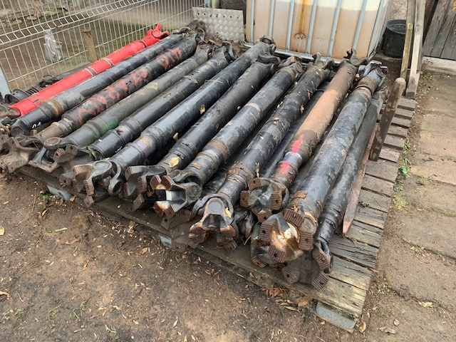 WAŁ NAPĘDOWY MAN TGA TGX TGS CENA OD 100 ZŁ - Aks mili - Kamyon: fotoğraf 5 WAŁ NAPĘDOWY MAN TGA TGX TGS CENA OD 100 ZŁ - Aks mili - Kamyon: fotoğraf 5