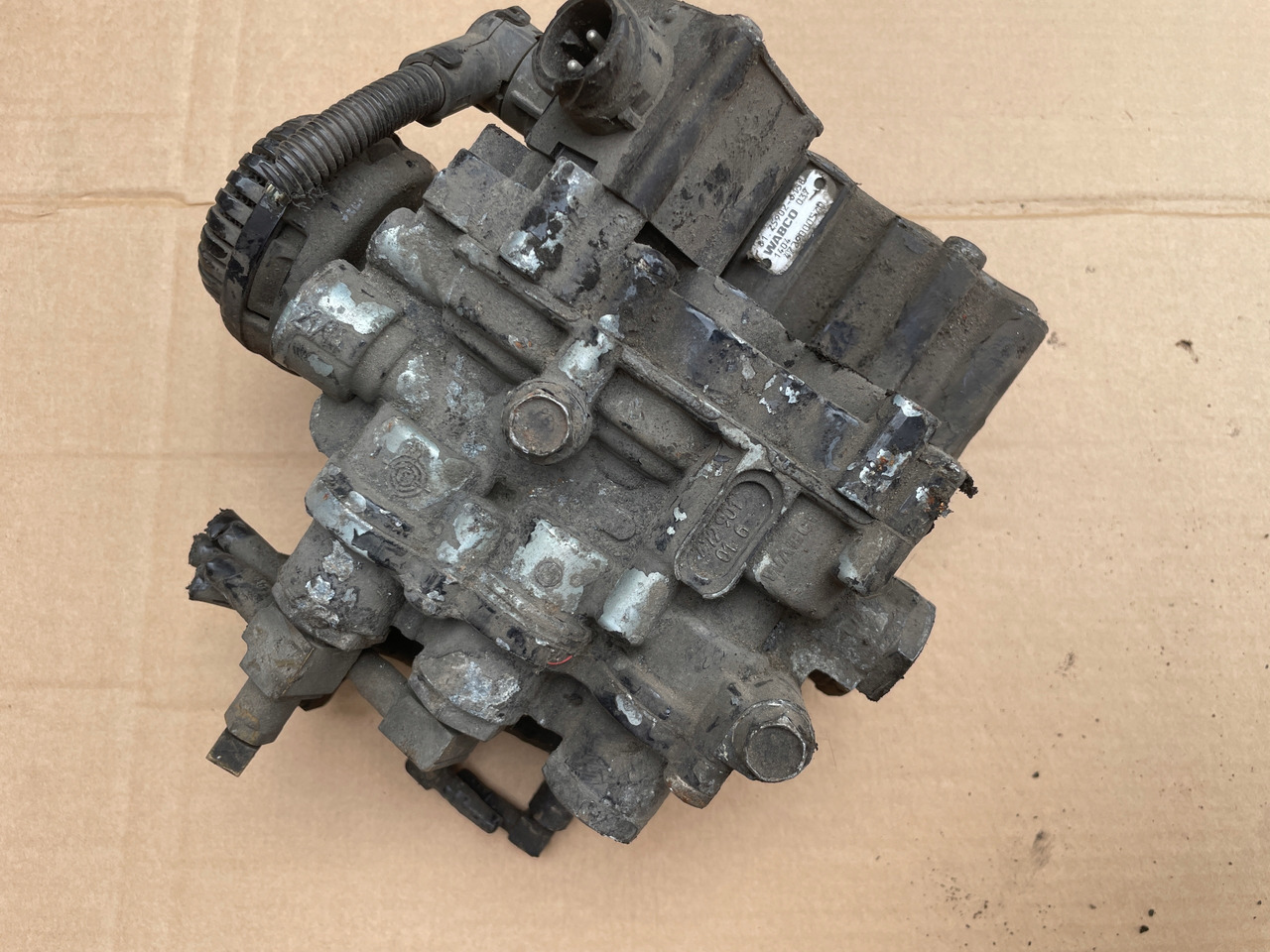 ZAWÓR PODUSZEK ECAS MAN TGA TGX TGS 4729000570 - Hava süspansiyonu - Kamyon: fotoğraf 2 ZAWÓR PODUSZEK ECAS MAN TGA TGX TGS 4729000570 - Hava süspansiyonu - Kamyon: fotoğraf 2