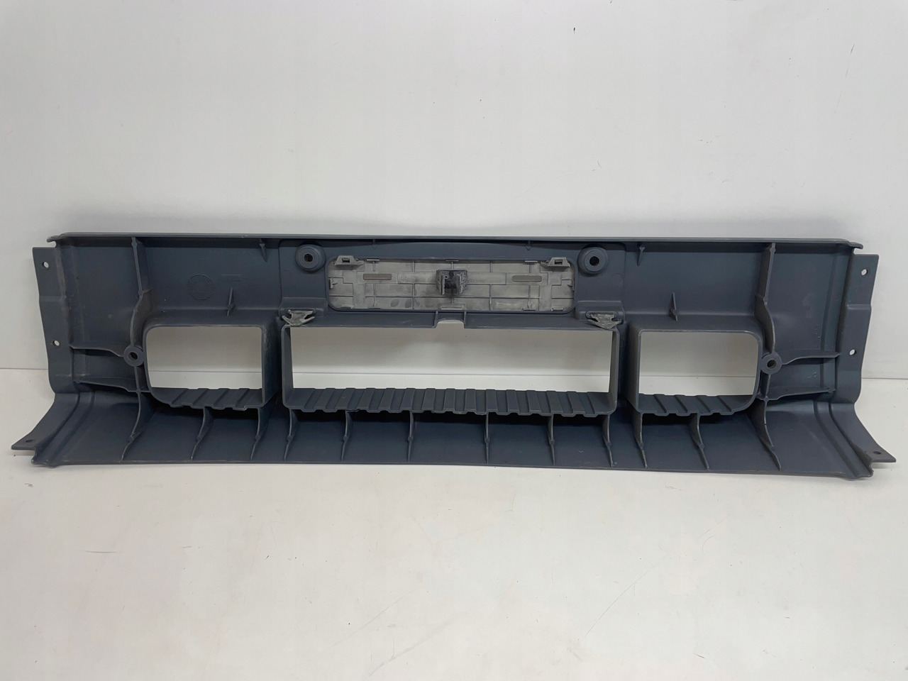 ZDERZAK MERCEDES ATEGO ŚRODEK ZDERZAKA A 97388041070 - Tampon - Kamyon: fotoğraf 2 ZDERZAK MERCEDES ATEGO ŚRODEK ZDERZAKA A 97388041070 - Tampon - Kamyon: fotoğraf 2