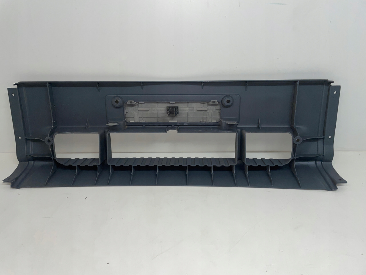 ZDERZAK MERCEDES ŚRODEK ZDERZAKA NAKŁADKA OSŁONA A 9738801170 - Tampon - Kamyon: fotoğraf 2 ZDERZAK MERCEDES ŚRODEK ZDERZAKA NAKŁADKA OSŁONA A 9738801170 - Tampon - Kamyon: fotoğraf 2