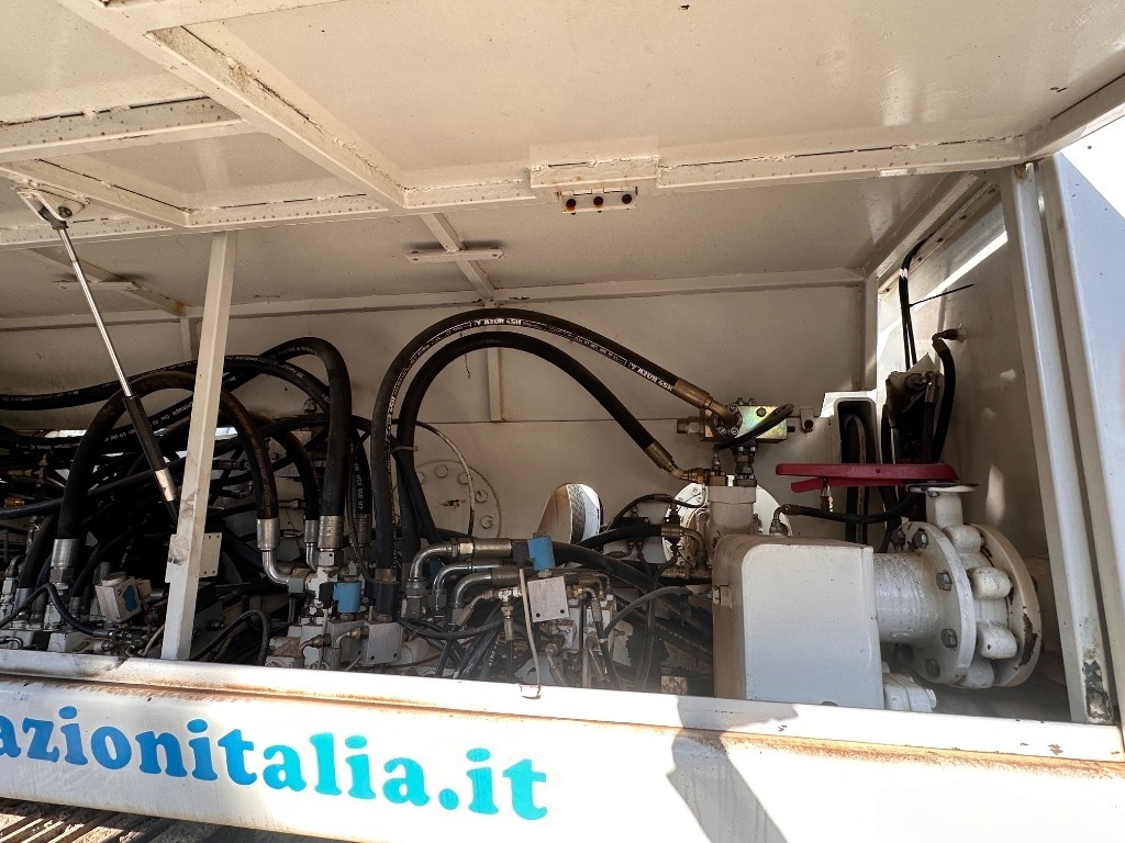 Mait HR130 - Kazık çakma makinası: fotoğraf 3 Mait HR130 - Kazık çakma makinası: fotoğraf 3