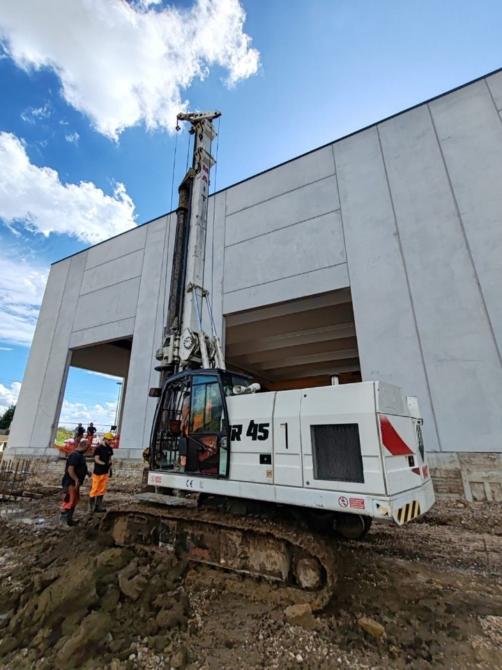 Mait HR45 - Kazık çakma makinası: fotoğraf 3 Mait HR45 - Kazık çakma makinası: fotoğraf 3