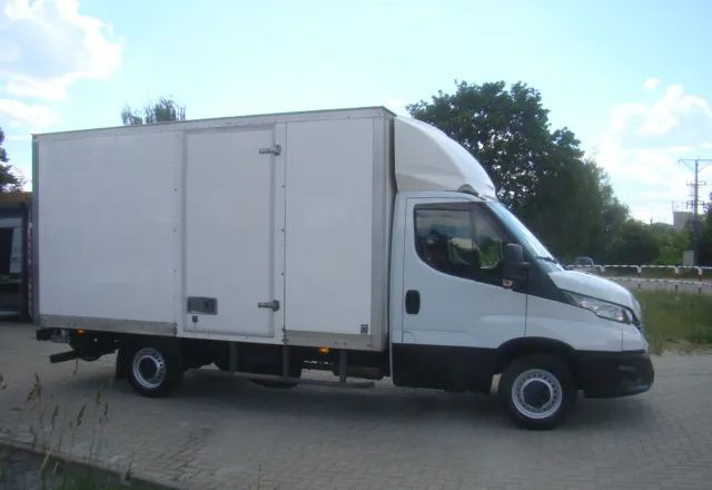 Iveco DAILY 35 S 16 3.0TDI WINDA 3.5T 4.20M - Kapalı kasa kamyonet: fotoğraf 5 Iveco DAILY 35 S 16 3.0TDI WINDA 3.5T 4.20M - Kapalı kasa kamyonet: fotoğraf 5