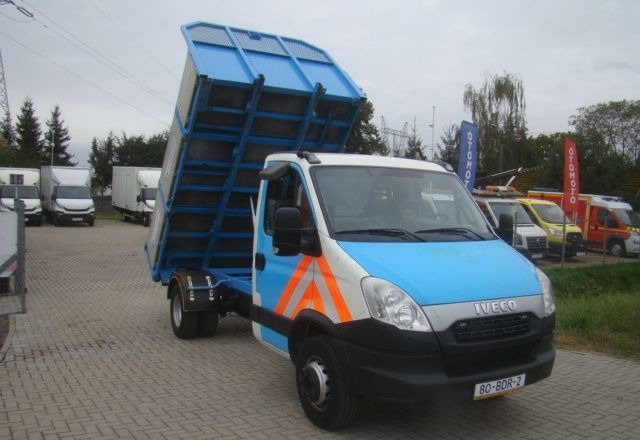 Iveco DAILY 70 C 15 3.0TDI 3.5T 3.65M WYWROTKA - Damperli kamyonet: fotoğraf 3 Iveco DAILY 70 C 15 3.0TDI 3.5T 3.65M WYWROTKA - Damperli kamyonet: fotoğraf 3