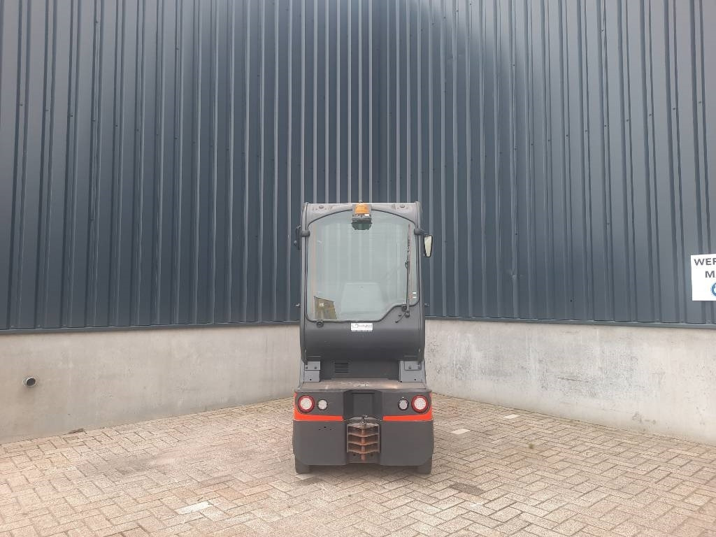 Linde P 60 - Akülü çekici: fotoğraf 2 Linde P 60 - Akülü çekici: fotoğraf 2