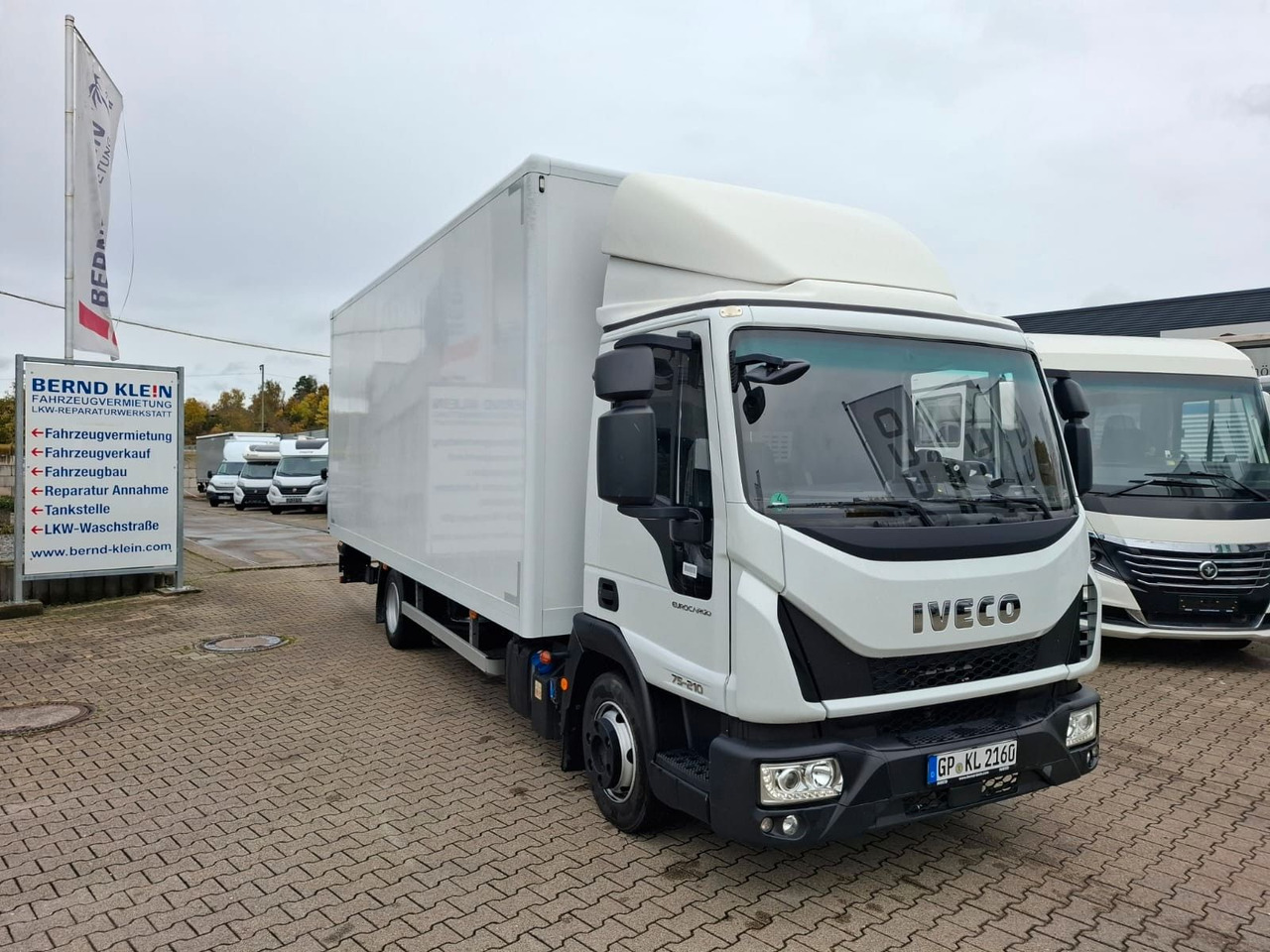 Iveco ML75-210P,LBW,Klima,Automatik,Spoiler, - Kapalı kasa kamyon: fotoğraf 1 Iveco ML75-210P,LBW,Klima,Automatik,Spoiler, - Kapalı kasa kamyon: fotoğraf 1