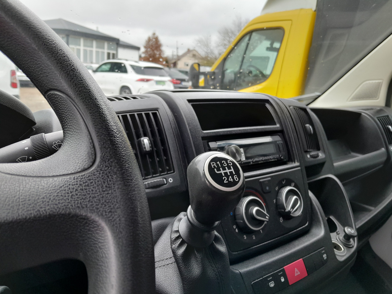 Kapalı kasa kamyonet PEUGEOT BOXER 2.2 BlueHDI 350 FT L3H2 Pro: fotoğraf 13