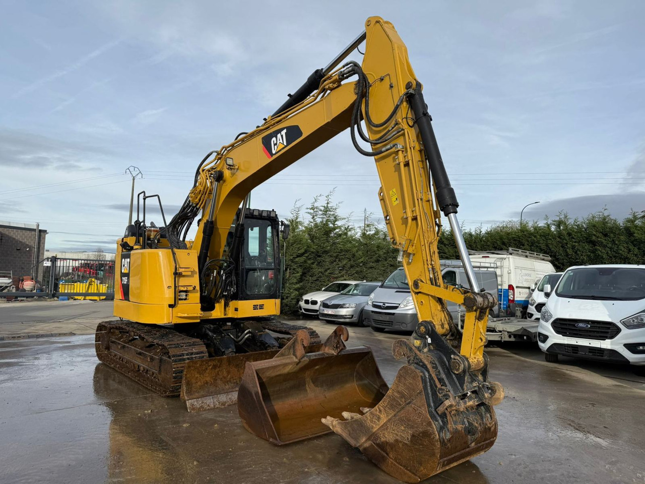 CAT 315 - Paletli ekskavatör: fotoğraf 1 CAT 315 - Paletli ekskavatör: fotoğraf 1