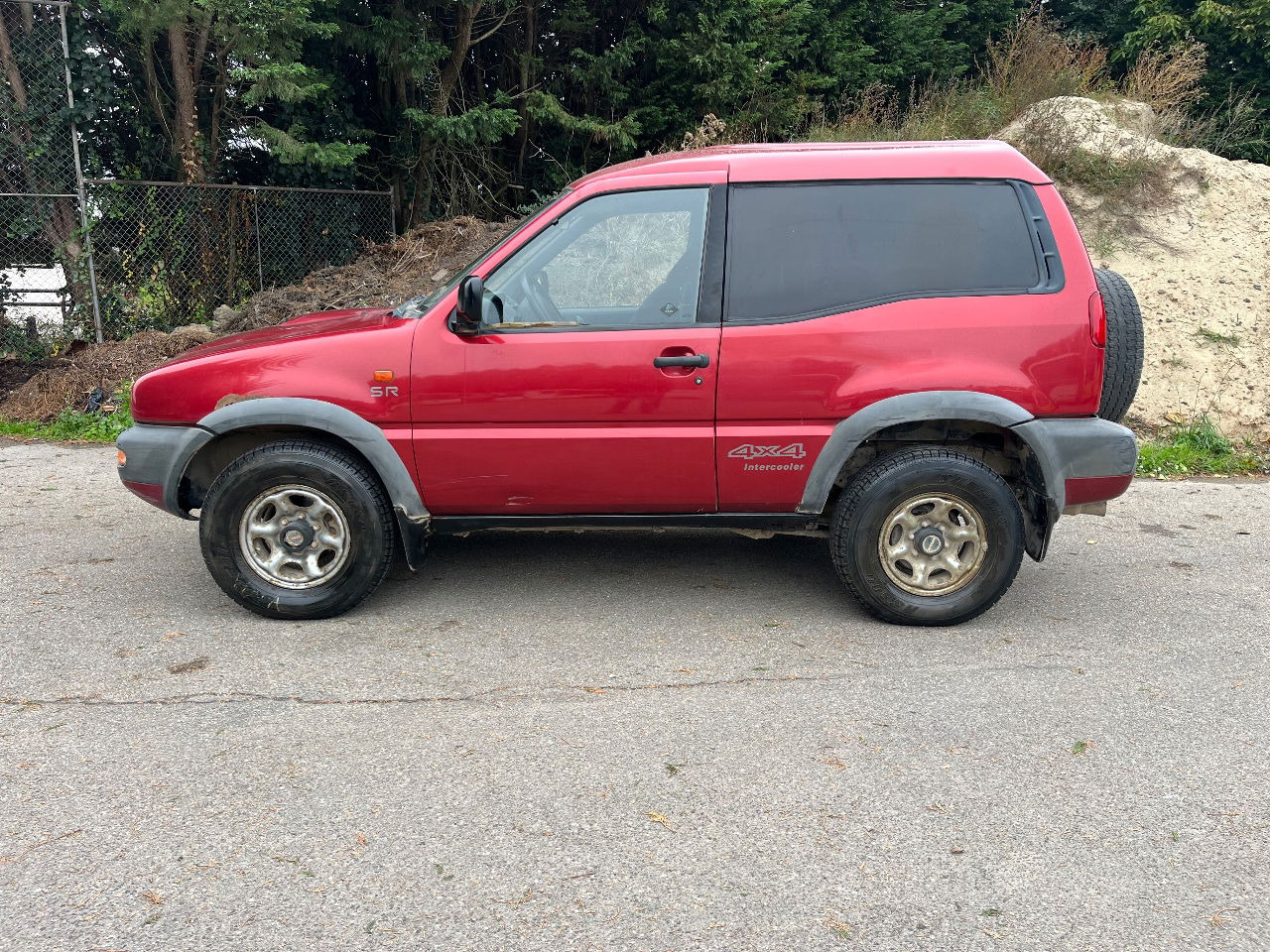 Nissan - Binek araba: fotoğraf 2 Nissan - Binek araba: fotoğraf 2