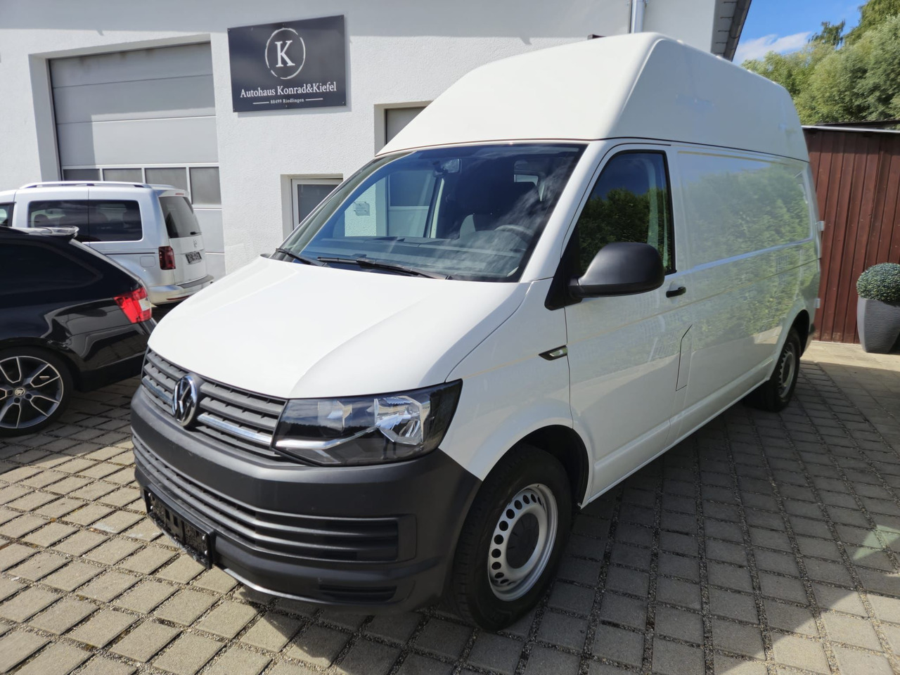 Volkswagen T6 Transporter Benzin Hochdach LR Standheizung - Küçük panelvan: fotoğraf 1 Volkswagen T6 Transporter Benzin Hochdach LR Standheizung - Küçük panelvan: fotoğraf 1