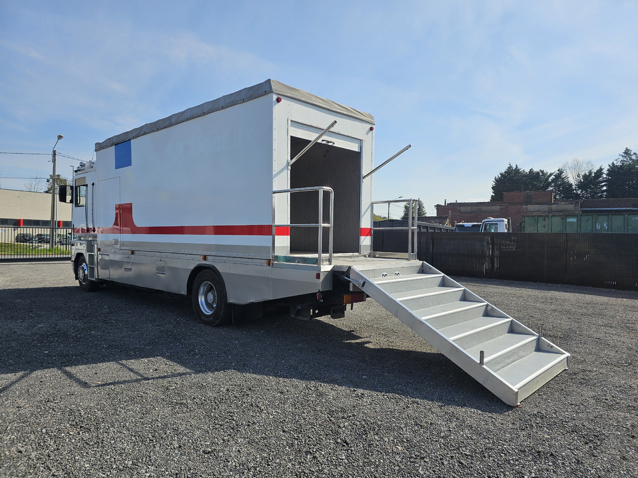 Renault AE380 PHASE1 - Kapalı kasa kamyon: fotoğraf 3 Renault AE380 PHASE1 - Kapalı kasa kamyon: fotoğraf 3