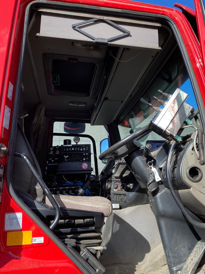 Brock SL480/2KJUMBO S - Yol süpürme aracı: fotoğraf 5 Brock SL480/2KJUMBO S - Yol süpürme aracı: fotoğraf 5