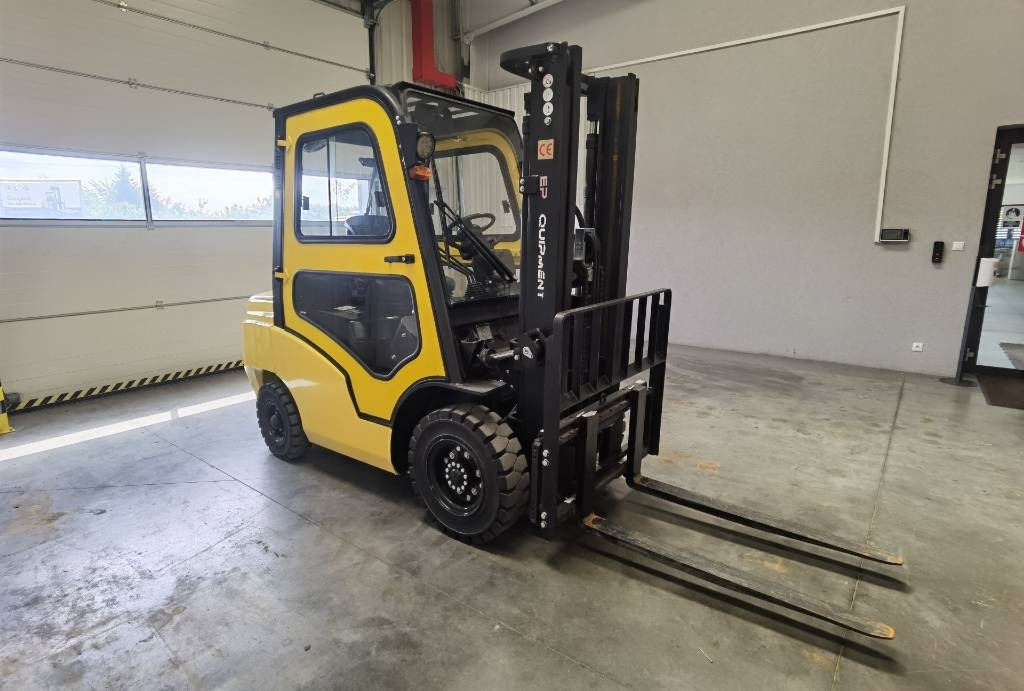 EP CPCD25T8 - Dizel forklift: fotoğraf 2 EP CPCD25T8 - Dizel forklift: fotoğraf 2