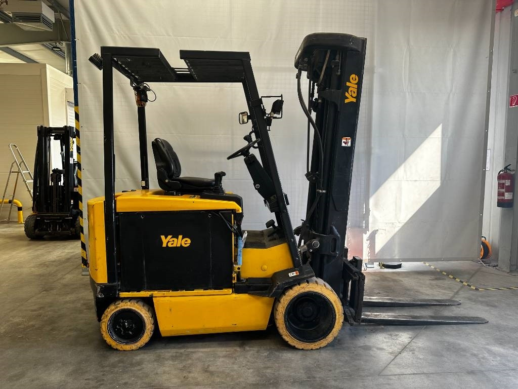 Yale ERC060 - Elektrikli forklift: fotoğraf 2 Yale ERC060 - Elektrikli forklift: fotoğraf 2