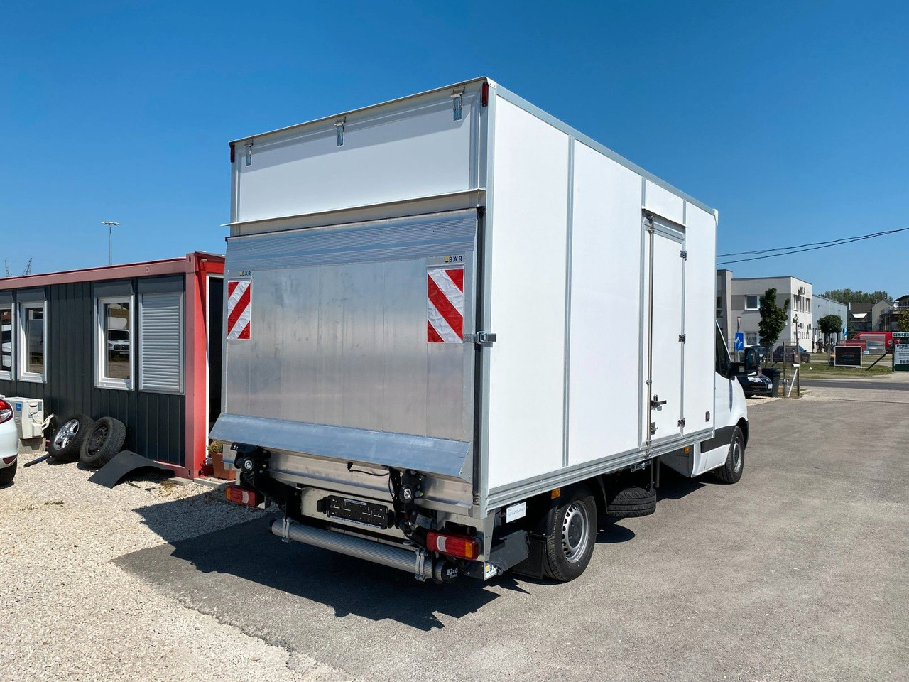 Mercedes-Benz Sprinter 317 Koffer+LBW - Kapalı kasa kamyonet: fotoğraf 5 Mercedes-Benz Sprinter 317 Koffer+LBW - Kapalı kasa kamyonet: fotoğraf 5