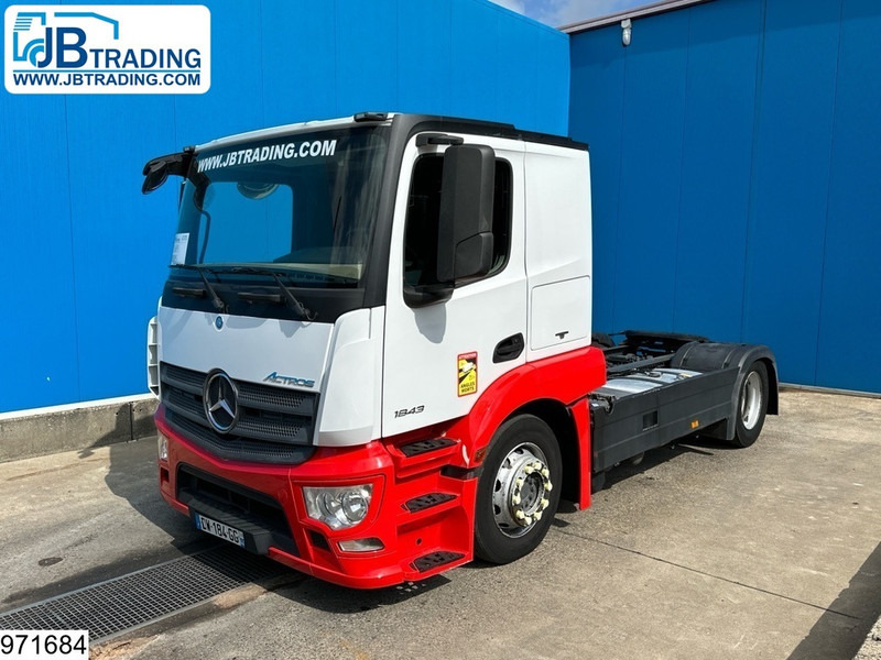 Mercedes-Benz Actros 1843 EURO 6, Retarder, Lohr, Standairco - Çekici: fotoğraf 1 Mercedes-Benz Actros 1843 EURO 6, Retarder, Lohr, Standairco - Çekici: fotoğraf 1