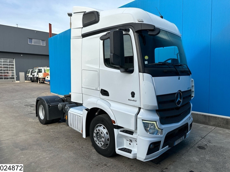 Mercedes-Benz Actros 1845 EURO 6 - Çekici: fotoğraf 3 Mercedes-Benz Actros 1845 EURO 6 - Çekici: fotoğraf 3