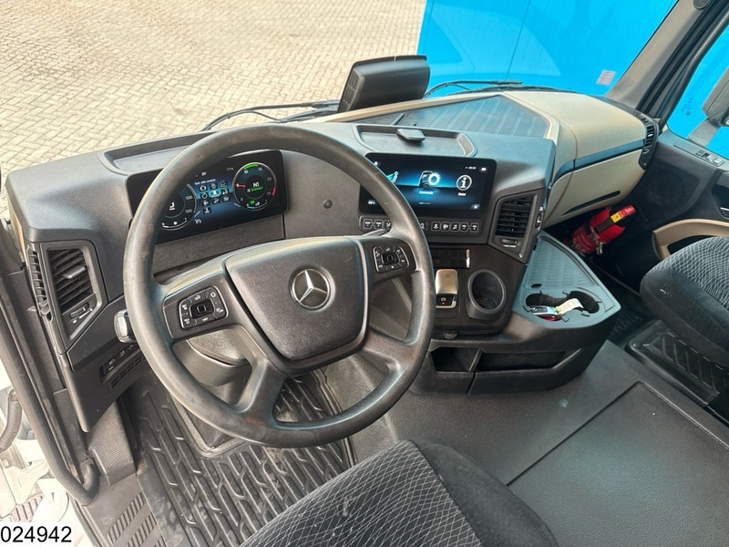 Mercedes-Benz Actros 1845 EURO 6 - Çekici: fotoğraf 5 Mercedes-Benz Actros 1845 EURO 6 - Çekici: fotoğraf 5